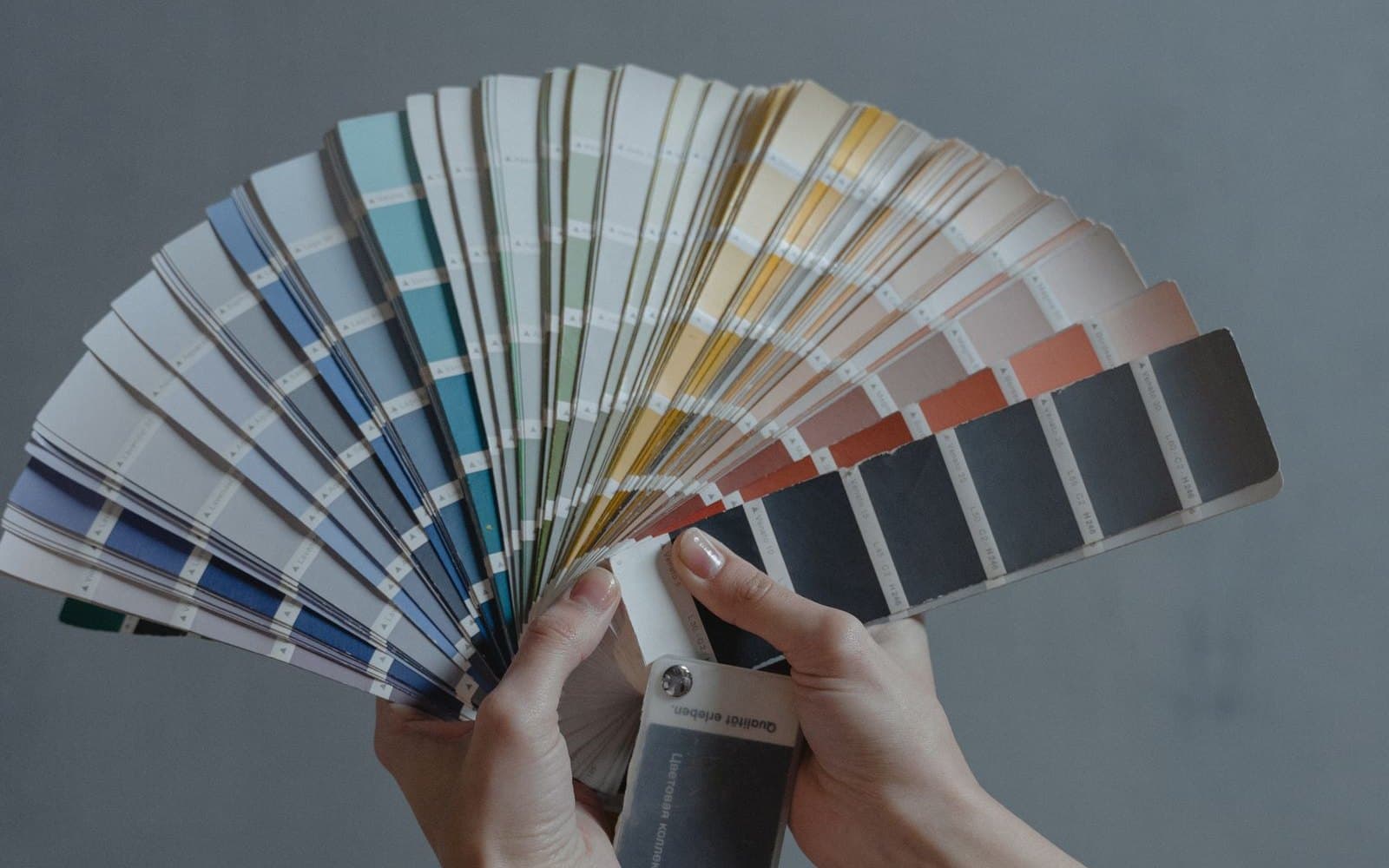 How to Choose Paint Colors That Work With Florida's Light